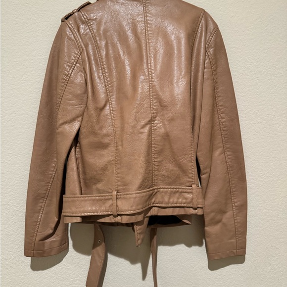Forever 21 Tan Leather Moto Jacket with Belted Waist - Picture 3 of 4